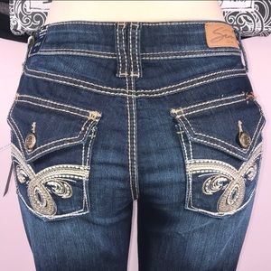 🎁 Seven7 NWT jeans 👖 Size 10/31